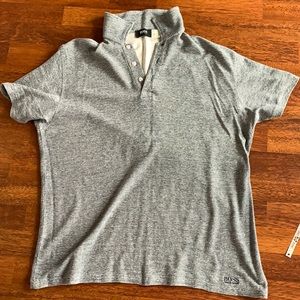 Hugo boss polo shirt. Size medium.made in Romania.